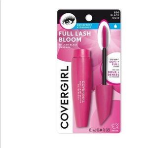 2 COVERGIRL Lash Blast Full Lash Bloom Waterproof Mascara, Very Black0.44 fl oz